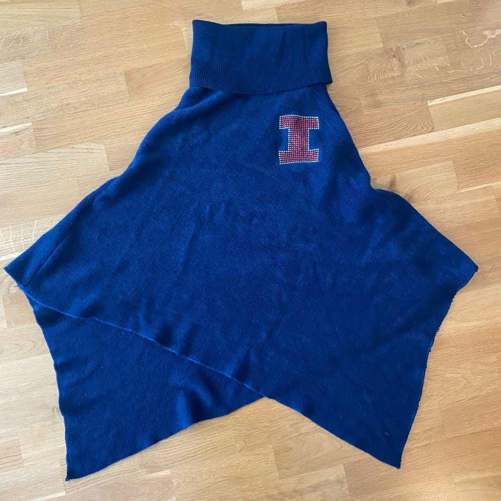 Little Earth Illini Crystal Knit Poncho- University of Illinois Urbana Champaign